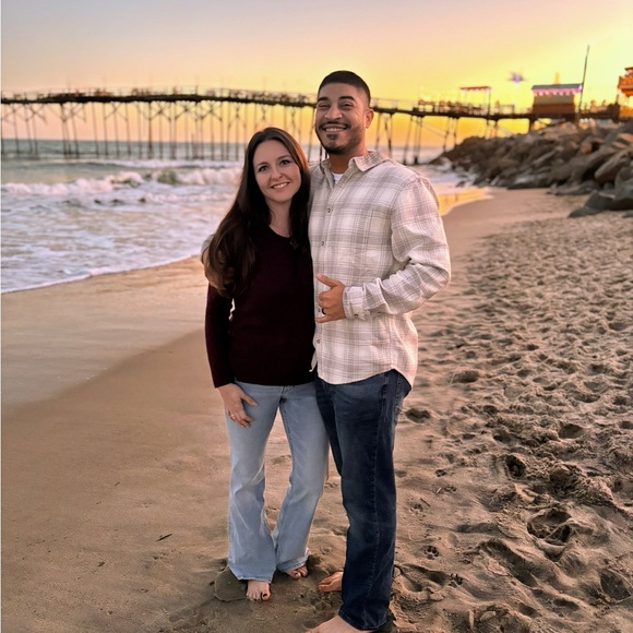 Meet your Posher, Nicole - Picture 4 of 4